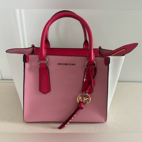 MICHAEL MICHAEL KORS NEW 
KRIS Medium Leather Satchel /Crossbody Bag - Picture 1 of 11